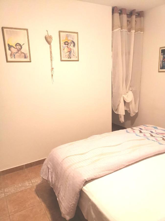 Apartment Giulio - 10Mt To The Beach Rovinj Exterior foto