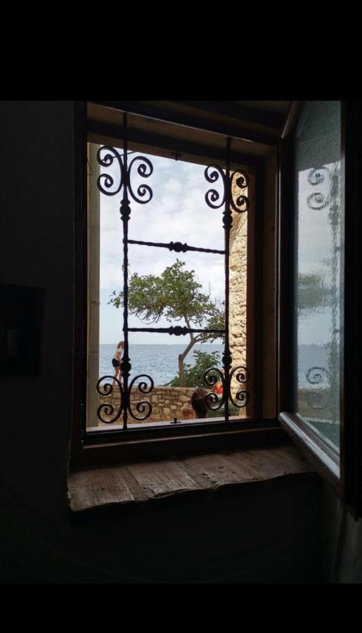 Apartment Giulio - 10Mt To The Beach Rovinj Exterior foto